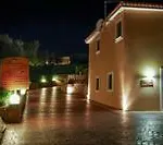 St John & 5*