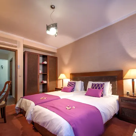 St John & Πλάνος